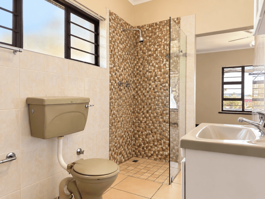 4 Bedroom Property for Sale in Protea Heights Western Cape